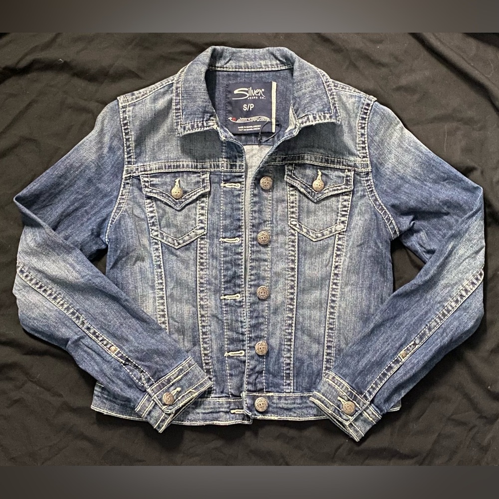 Silver Jeans Fitted Jean Jacket Gently Distressed Stretch Denim size small